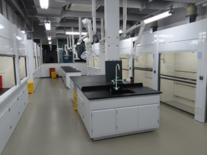 醫(yī)藥行業(yè)實驗室家具案例